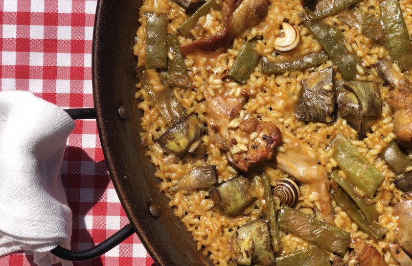 detalle paella en el restaurante jauja