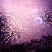 fuegos artificiales de fallas en el puente alameda